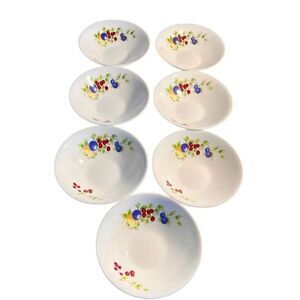 Martha Stewart Retired ARC France Everyday Fruit Pattern Berries Set of 7 Bowls